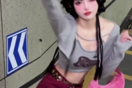 李佳琦直播间方面回应：李佳琦未婚、不退休“退出直播事业”为误读